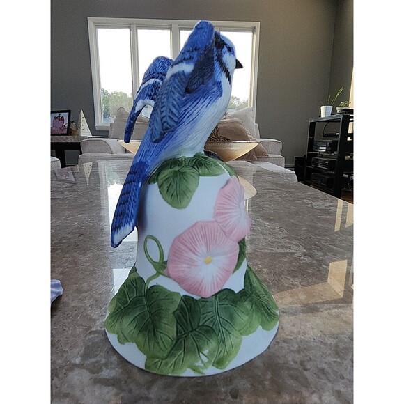 Vintage Avon Porcelain Hummingbird And Blue Jay Bells - Picture 5 of 7
